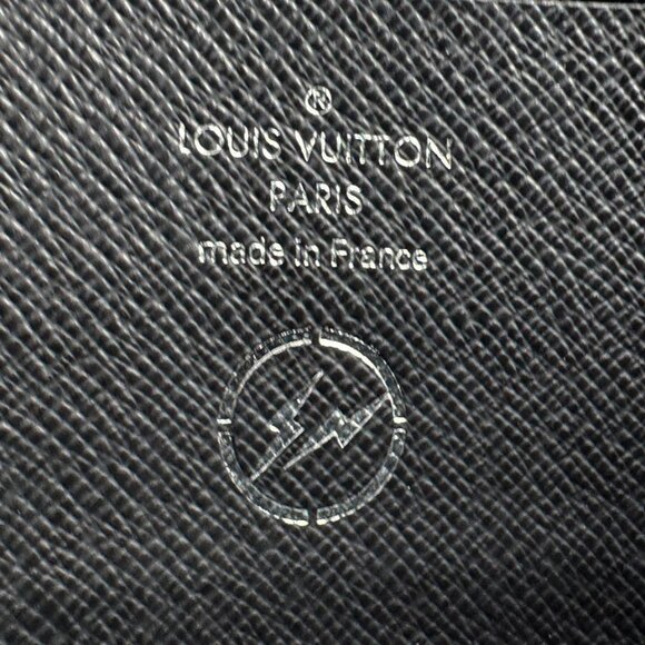 LOUIS VUITTON x Fragment Eclipse Pochette Voyage MM Clutch Bag - Picture 11 of 12